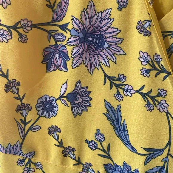 Banana Republic Wrap Dress. - Picture 2 of 2